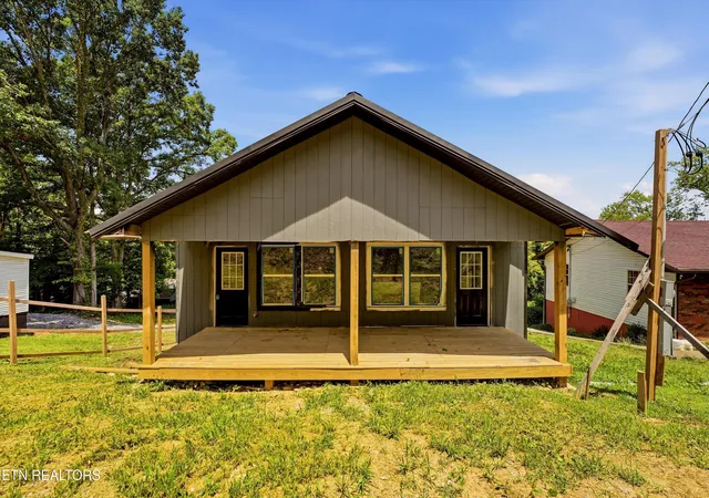 1st image of 4239 Lilac Ave, Knoxville, TN 37914 | MLS# 1347503