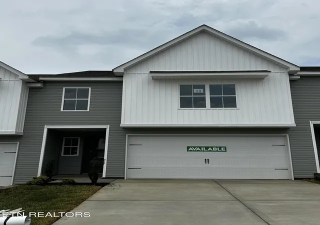 Photo 1 of Sale Pending at 1625 Lateglow Way, Knoxville, TN 37931 | MLS# 1347588 | Listing updated on 2026-09-14