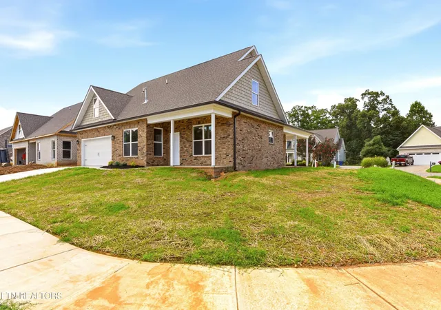 42nd image of 162 Crossroads Blvd, Oak Ridge, TN 37830 | MLS# 1347656