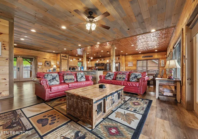 4th image of 240 Stone Fence Ln, Gatlinburg, TN 37738 | MLS# 1347909