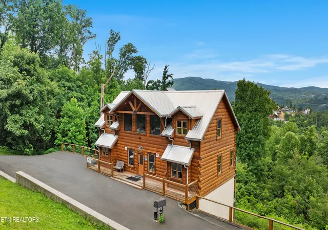 5th image of 244 Stone Fence Ln, Gatlinburg, TN 37738 | MLS# 1347911