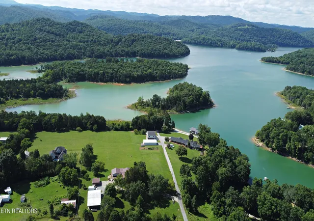 3rd image of 121 Harness Rd, New Tazewell, TN 37825 | MLS# 1347720
