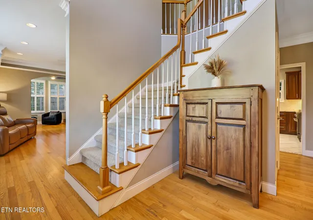 2nd image of 2000 Cascade Falls Ln, Knoxville, TN 37931 | MLS# 1347933