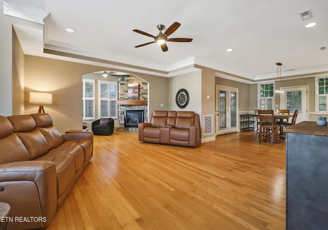 3rd image of 2000 Cascade Falls Ln, Knoxville, TN 37931 | MLS# 1347933