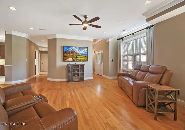 5th image of 2000 Cascade Falls Ln, Knoxville, TN 37931 | MLS# 1347933