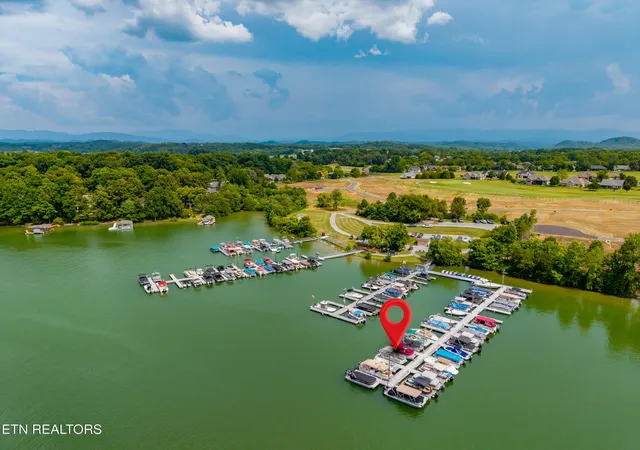 Photo 3 of Sale Pending at 129 Unole Tr, Vonore, TN 37885 | MLS# 1348704 | Listing updated on 2026-08-17