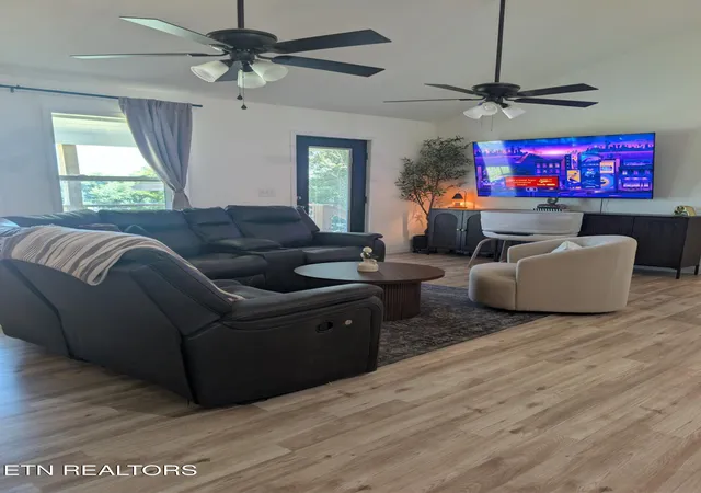 5th image of 150 Hatmaker Ridge Rd, Jacksboro, TN 37757 | MLS# 1347948