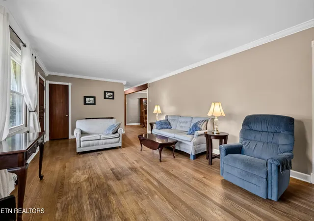 Photo 3 of Single family home for sale at 6919 Haverhill Dr, Knoxville, TN 37909 | MLS# 1349950 | Listing updated on 2026-09-10
