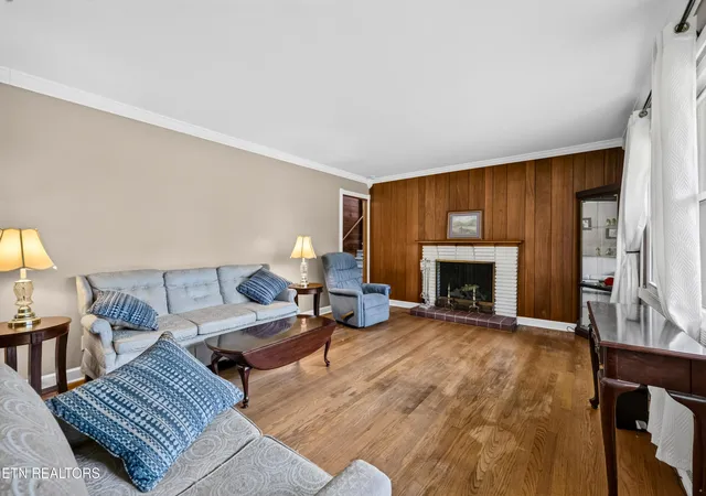 Photo 4 of Single family home for sale at 6919 Haverhill Dr, Knoxville, TN 37909 | MLS# 1349950 | Listing updated on 2026-09-10