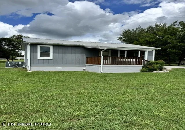 1st image of 405 Greenwood Cir, Madisonville, TN 37354 | MLS# 1347967