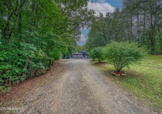Photo 3 of Sale Pending at 1116 Middle Ridge Rd, Sevierville, TN 37862 | MLS# 1348376 | Listing updated on 2026-09-10