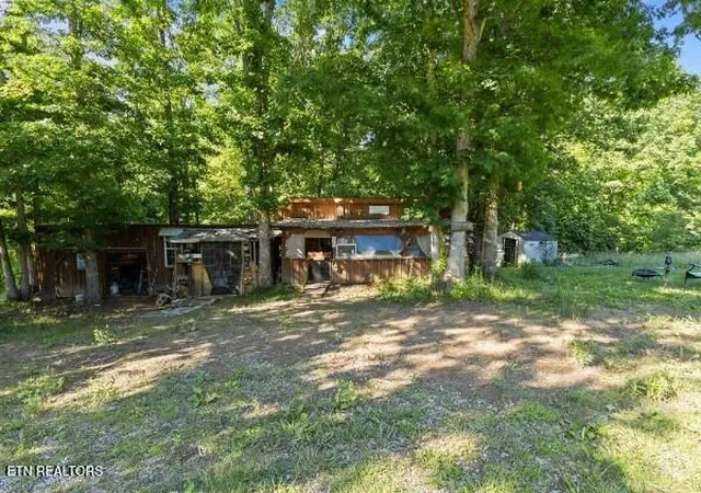 1st image of 2540 Gatewood Ford Rd, Deer Lodge, TN 37726 | MLS# 1350068