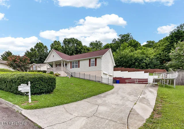 Photo 1 of Single family home for sale at 4258 Saint Lucia Ln, Knoxville, TN 37921 | MLS# 1348236 | Listing updated on 2026-08-11
