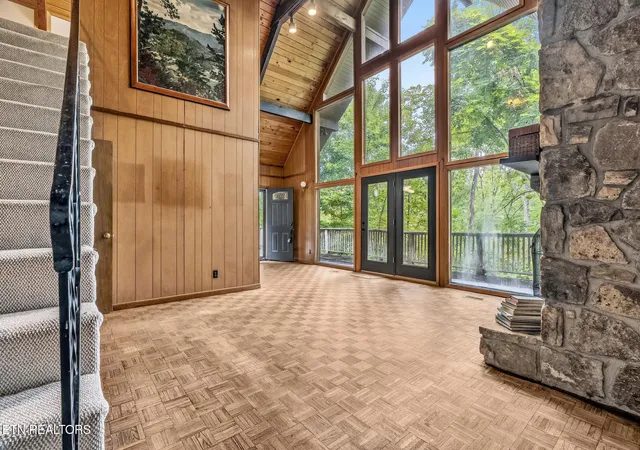 Photo 3 of Single family home for sale at 1068 Lower Alpine Way, Gatlinburg, TN 37738 | MLS# 1348321 | Listing updated on 2026-08-25