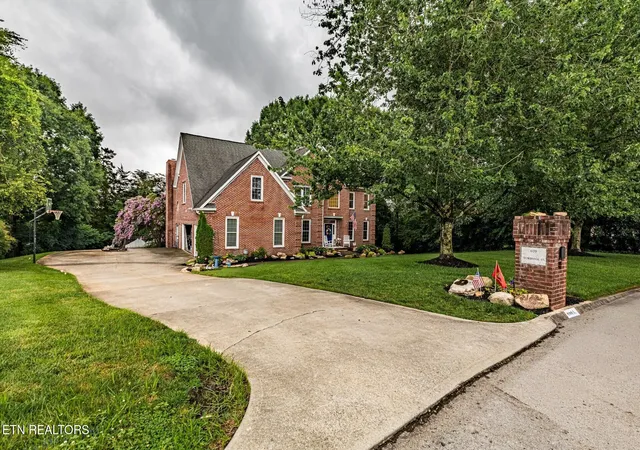 2nd image of 609 Trowbridge Ln, Farragut, TN 37934 | MLS# 1348569