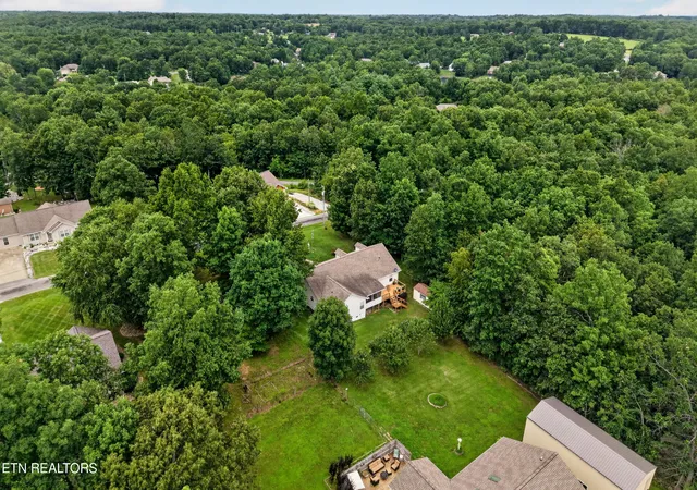Photo 4 of Single family home for sale at 1044 Ackia Dr, Crossville, TN 38572 | MLS# 1348629 | Listing updated on 2026-07-17