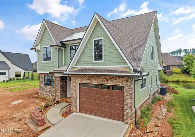 Photo 2 of Single family home for sale at 496 Ironwood Ln, Loudon, TN 37774 | MLS# 1348401 | Listing updated on 2026-09-27
