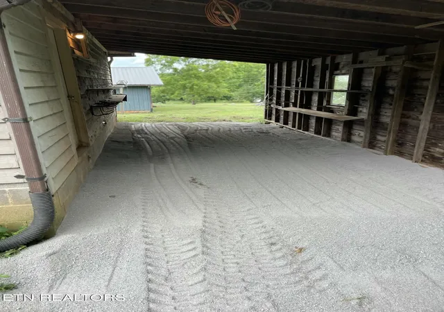 13th image of 1354 Fork Rd, Greenback, TN 37742 | MLS# 1348176