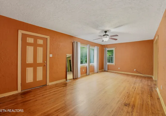 5th image of 301 Grandin Rd, Knoxville, TN 37920 | MLS# 1349464