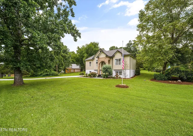 3rd image of 622 S Old Sevierville Pike, Seymour, TN 37865 | MLS# 1348377