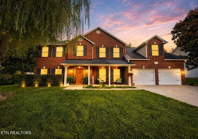 Photo 1 of Single family home for sale at 12632 Distant View Ln, Knoxville, TN 37922 | MLS# 1348393 | Listing updated on 2026-07-16