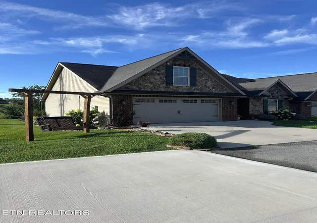 1st image of 124 Cornerstone Ln, Harrogate, TN 37752 | MLS# 1348436
