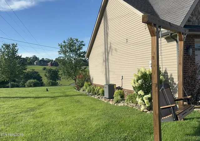 3rd image of 124 Cornerstone Ln, Harrogate, TN 37752 | MLS# 1348436