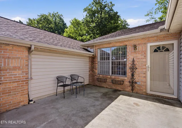 Photo 4 of Single family home for sale at 9520 Hyacinth Way, Knoxville, TN 37923 | MLS# 1348290 | Listing updated on 2026-08-26