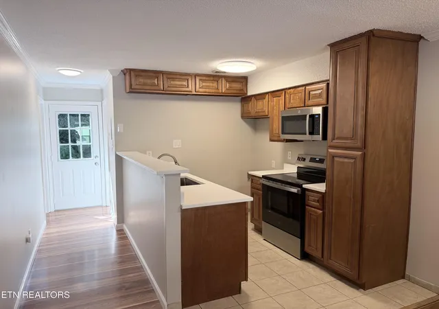 Photo 3 of Sale Pending at 4434 Townhouse Way, Knoxville, TN 37921 | MLS# 1348146 | Listing updated on 2026-09-11