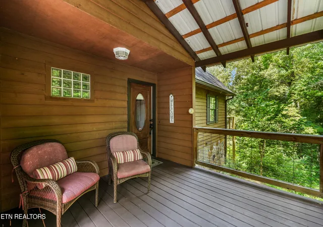 Photo 4 of Single family home for sale at 212 Old Lindsey Brg Rd, Vonore, TN 37885 | MLS# 1351934 | Listing updated on 2026-09-21