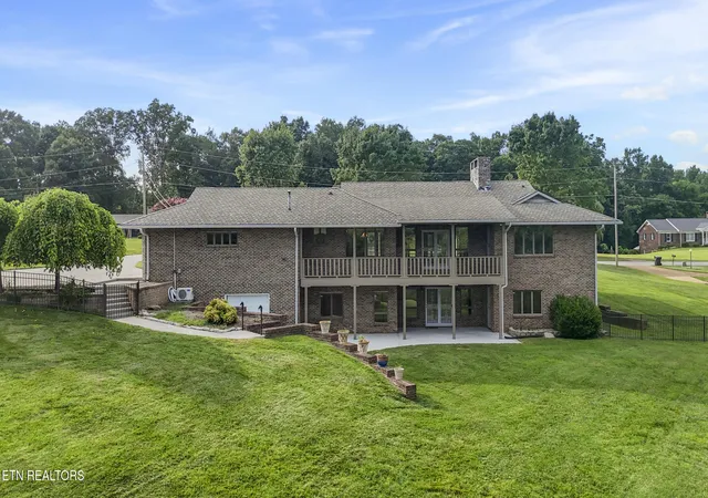 Photo 3 of Sale Pending at 10024 Casa Real Cvs, Knoxville, TN 37922 | MLS# 1348799 | Listing updated on 2026-08-19