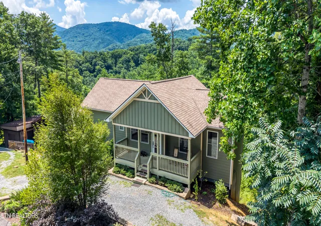 Photo 3 of Single family home for sale at 228 Ace Gap Rd, Townsend, TN 37882 | MLS# 1348166 | Listing updated on 2026-08-27