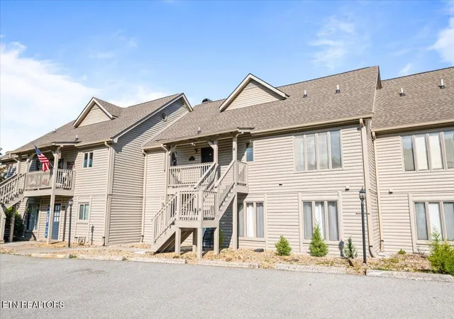 Photo 3 of Sale Pending at 148 Deer Trot #6B, La Follette, TN 37766 | MLS# 1348310 | Listing updated on 2026-09-01