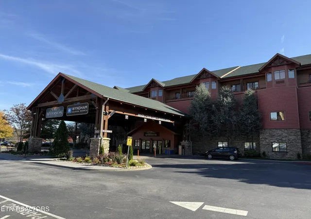 Condo for sale at 1424 Old Knoxville #14067 14069 Hwy, Sevierville, TN 37876 | MLS# 1348382