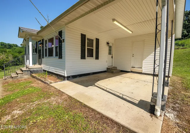 Photo 2 of Single family home for sale at 1224 Sulphur Springs Loop, Greeneville, TN 37745 | MLS# 1348822 | Listing updated on 2026-07-20