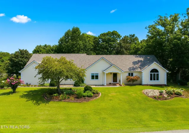 1st image of 102 Brae Ct, Maryville, TN 37801 | MLS# 1349344