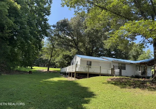 Photo 3 of Single family home for sale at 1085 Obes Branch Rd, Sevierville, TN 37876 | MLS# 1348340 | Listing updated on 2026-07-30