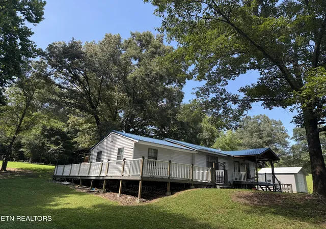 Photo 3 of Single family home for sale at 1085 Obes Branch Rd, Sevierville, TN 37876 | MLS# 1348340 | Listing updated on 2026-07-30
