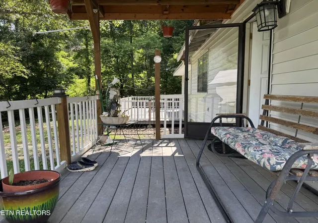 Photo 4 of Single family home for sale at 1085 Obes Branch Rd, Sevierville, TN 37876 | MLS# 1348340 | Listing updated on 2026-07-30