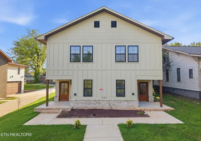 Photo 1 of Sale Pending at 111 Morningside Dr, Knoxville, TN 37915 | MLS# 1350401 | Listing updated on 2026-08-12