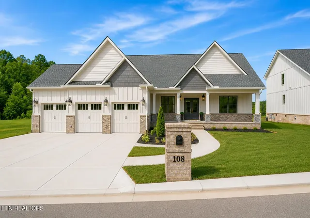 1st image of 108 Cozy Manor Wy, Clinton, TN 37716 | MLS# 1348322