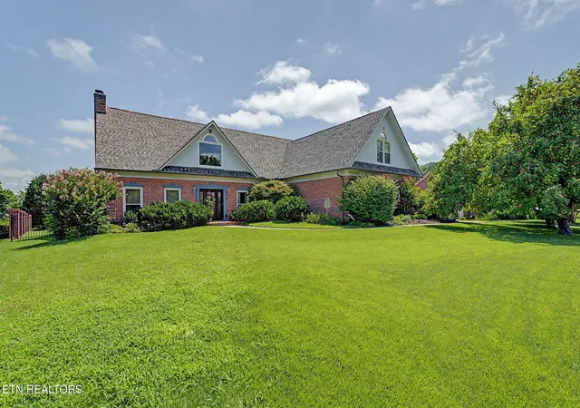 Photo 1 of Single family home for sale at 6928 Mount Royal Blvd, Knoxville, TN 37918 | MLS# 1349366 | Listing updated on 2026-09-15