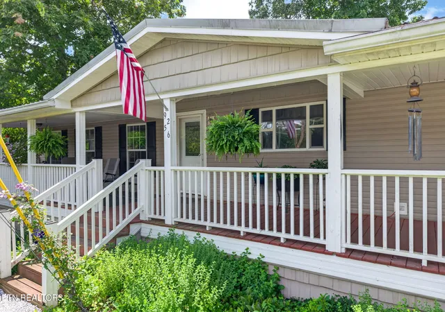 Photo 1 of Sale Pending at 9256 Cherokee Tr, Crossville, TN 38572 | MLS# 1348642 | Listing updated on 2026-08-06