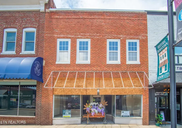 3rd image of 115 E Broadway St, Lenoir City, TN 37771 | MLS# 1348601