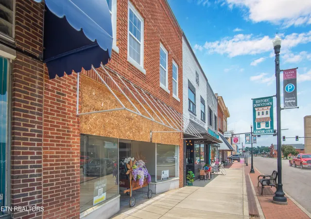 4th image of 115 E Broadway St, Lenoir City, TN 37771 | MLS# 1348601