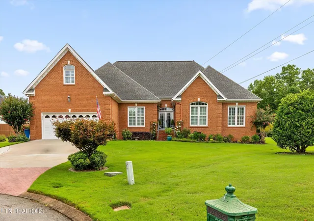 Photo 1 of Single family home for sale at 8215 Paces Fry, Chattanooga, TN 37421 | MLS# 1348397 | Listing updated on 2026-09-10