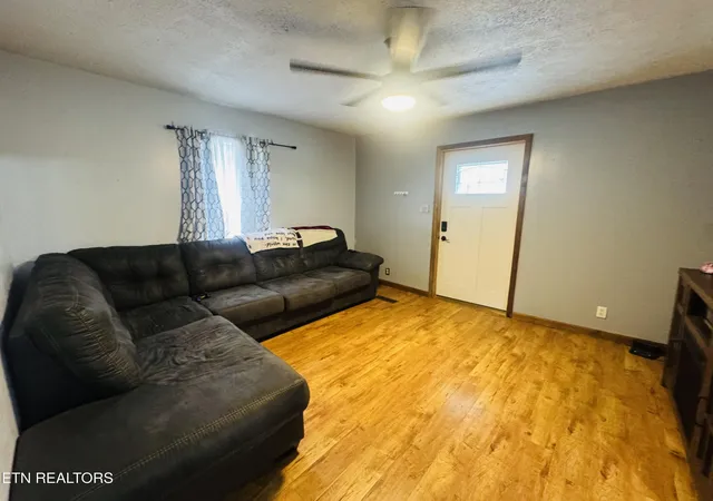 5th image of 812 Andys Ridge Rd, Briceville, TN 37710 | MLS# 1349325