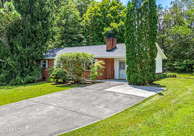1st image of 671 Green Hill Rd, Dandridge, TN 37725 | MLS# 1348795