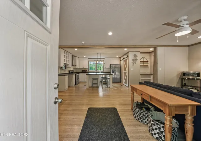 3rd image of 282 Lawhon Farm Rd, Loudon, TN 37774 | MLS# 1348808