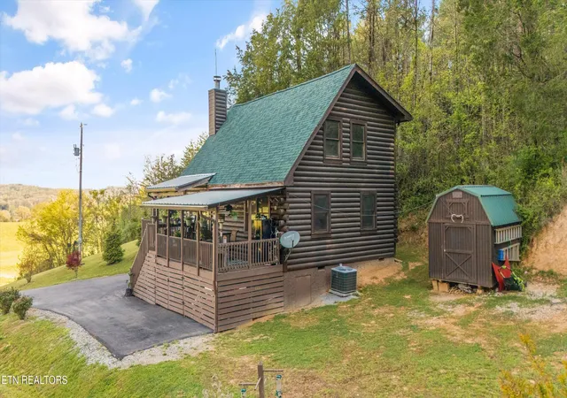 2nd image of 176 Humingbird Ln, Sharps Chapel, TN 37866 | MLS# 1348352